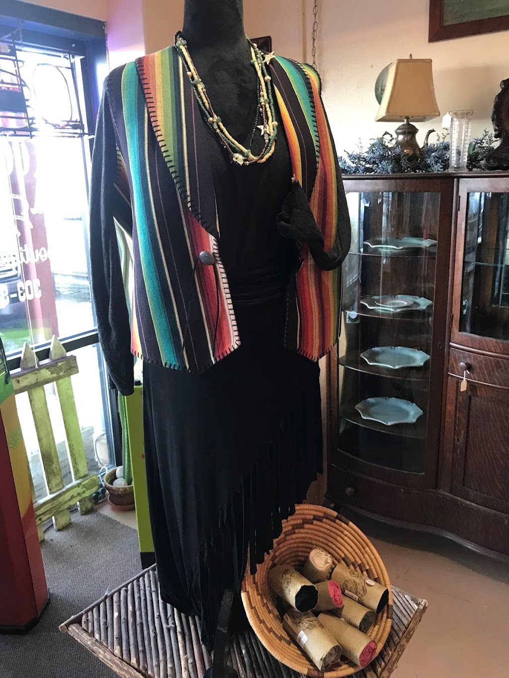 A Cowgirls Heart Boutique and Gallery | 24295 N Elbert Rd, Elbert, CO 80106, USA | Phone: (303) 929-3480