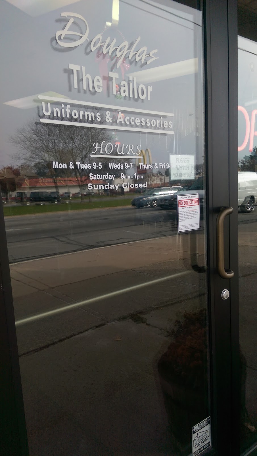 Uniforms by Douglas The Tailor | 27920 Gratiot Ave, Roseville, MI 48066, USA | Phone: (586) 775-3738