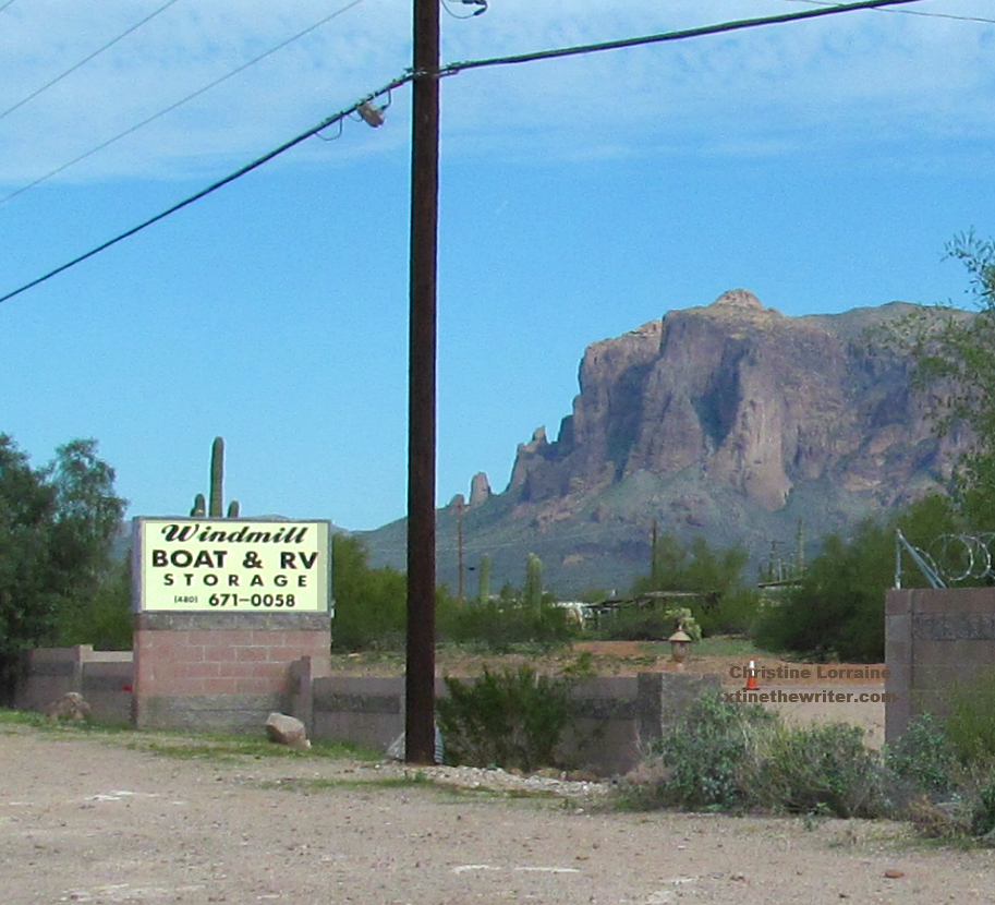 Windmill Boat & RV Storage | 1921 N Vista Rd, Apache Junction, AZ 85119, USA | Phone: (480) 671-0058