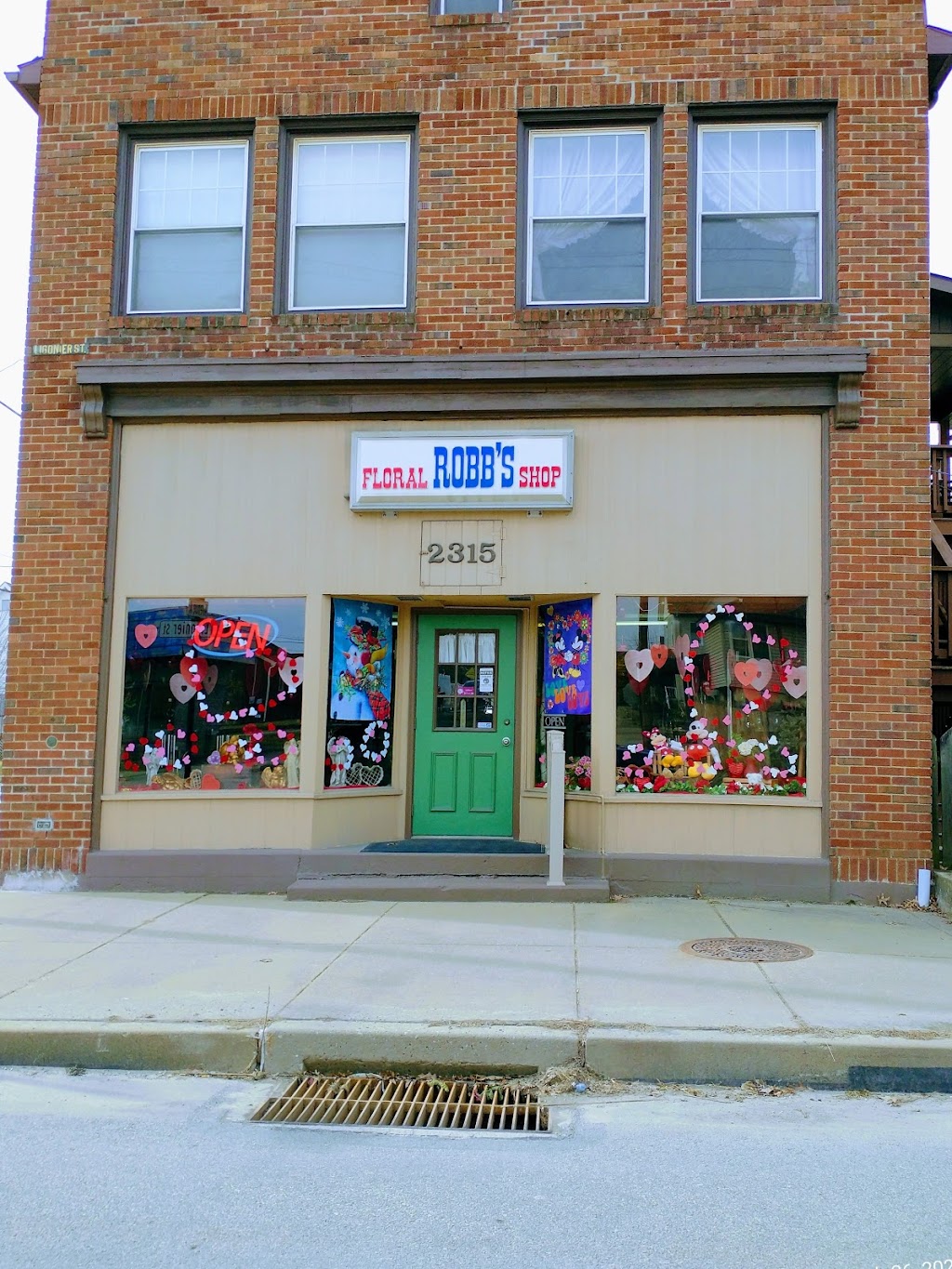Robbs Floral Shop | 2315 Ligonier St, Latrobe, PA 15650, USA | Phone: (724) 539-3402