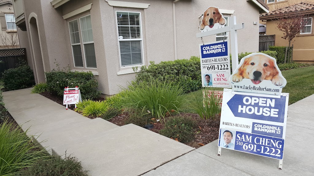 Coldwell Banker BartelsRealtors 3088 Pinole Valley Rd, Pinole, CA