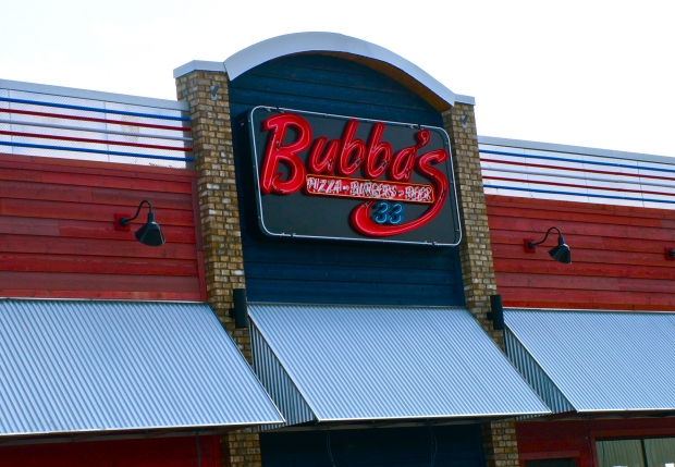 Bubbas 33 | 19089 IH 635, Mesquite, TX 75150, USA | Phone: (972) 698-0133