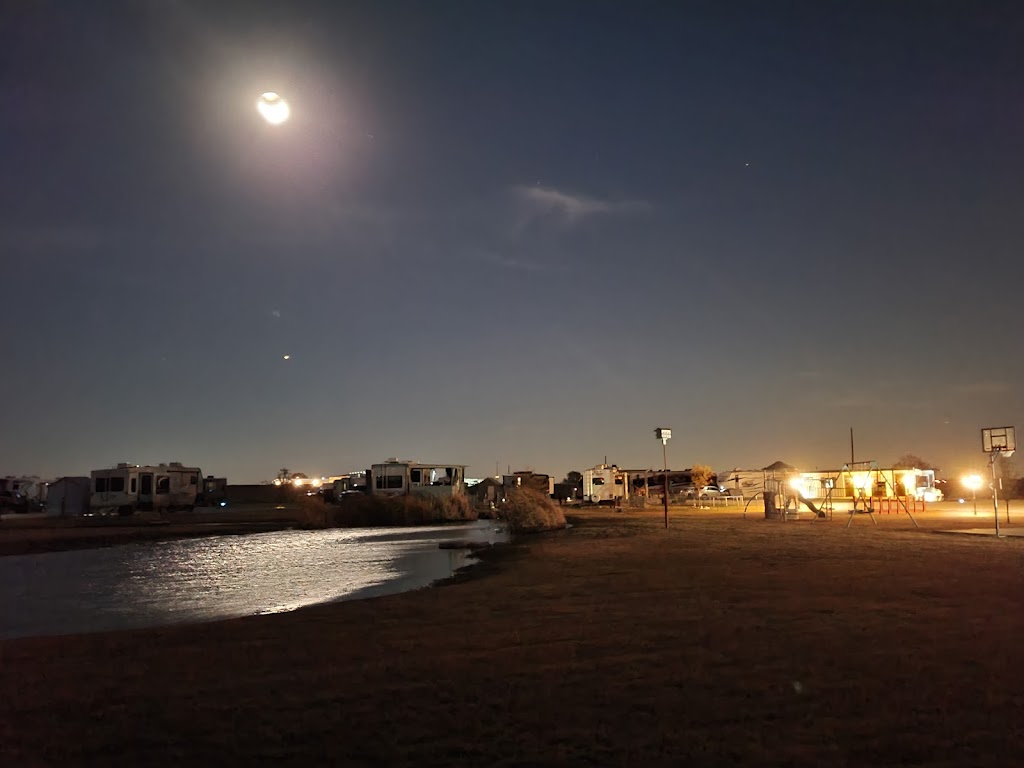 Lone Star Refuge RV Park | 3778 Co Rd 200, Valley View, TX 76272, USA | Phone: (940) 343-5135