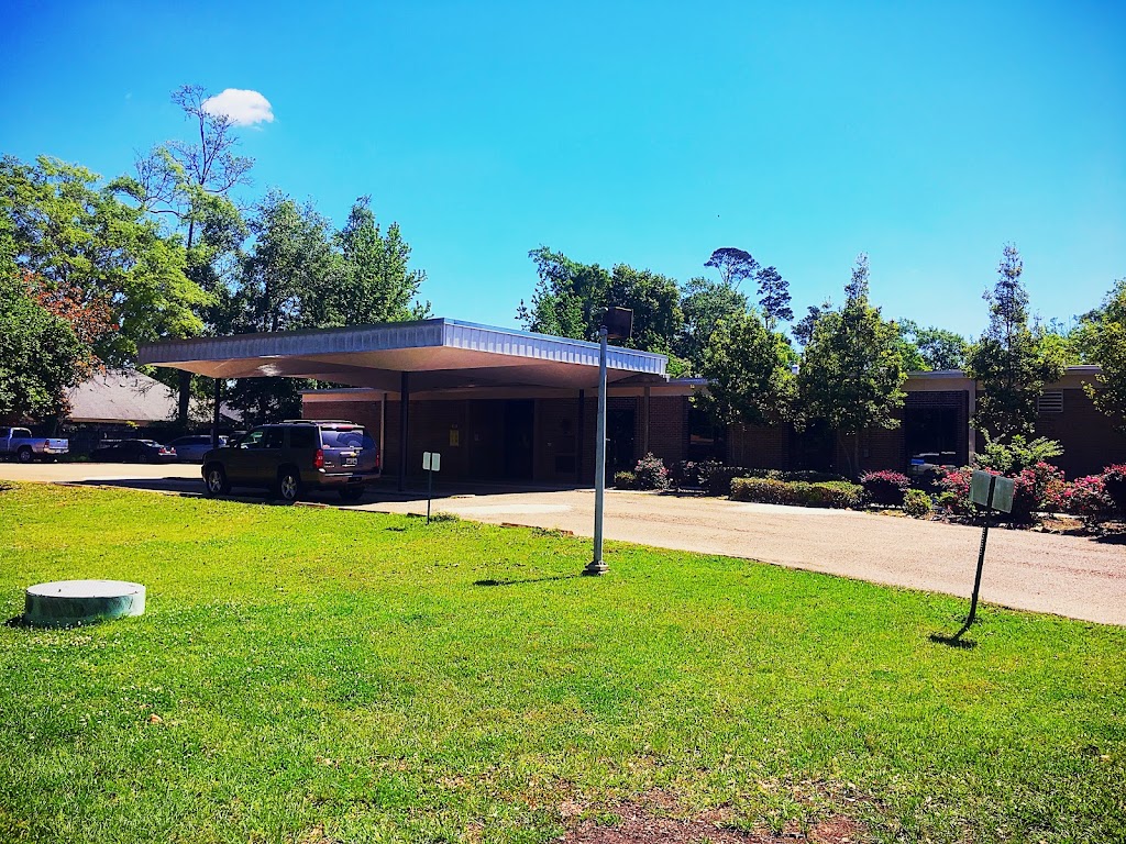 Mandeville Elementary | 519 Massena St, Mandeville, LA 70448 | Phone: (985) 626-3950