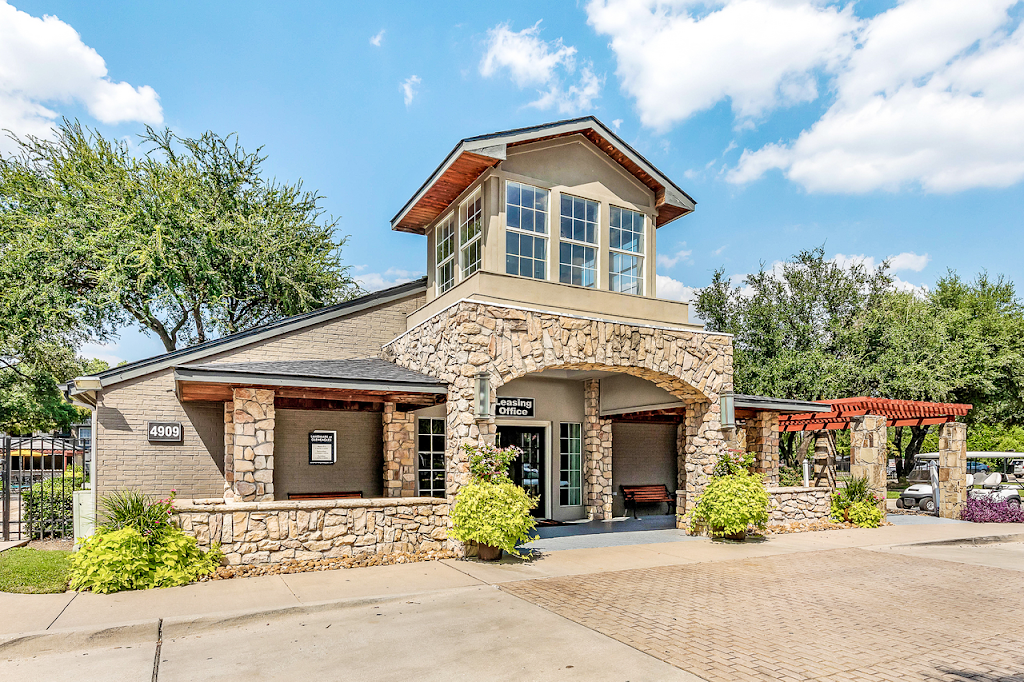 Landmark at Gleneagles Apartment Homes | 4909 Haverwood Ln, Dallas, TX 75287 | Phone: (972) 934-6252