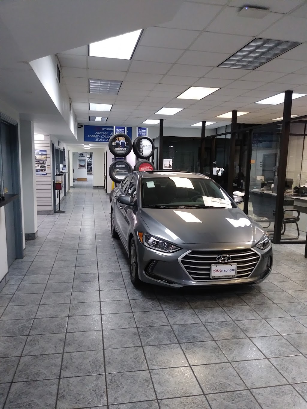 Van Hyundai | 1301 S Interstate 35E, Carrollton, TX 75006, USA | Phone: (972) 437-8334