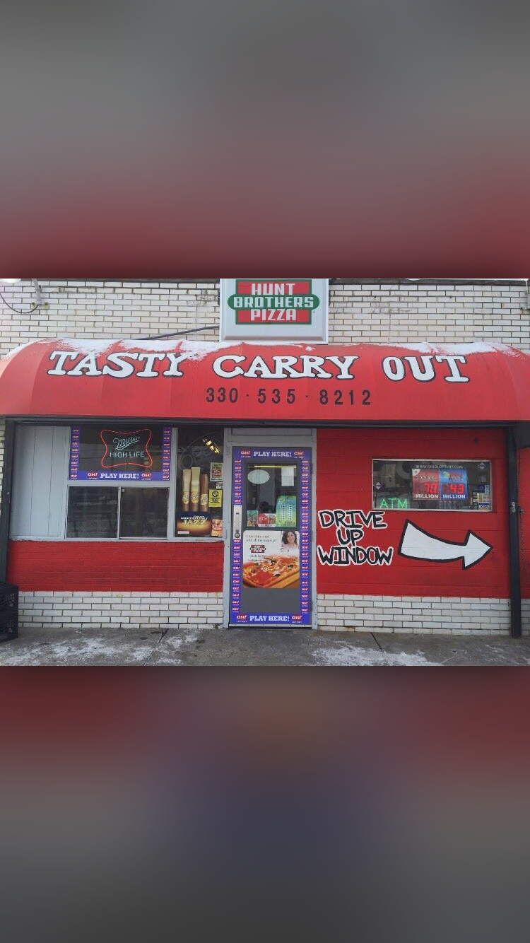 Tasty carryout | 22 W Long St, Akron, OH 44301, USA | Phone: (330) 535-8212