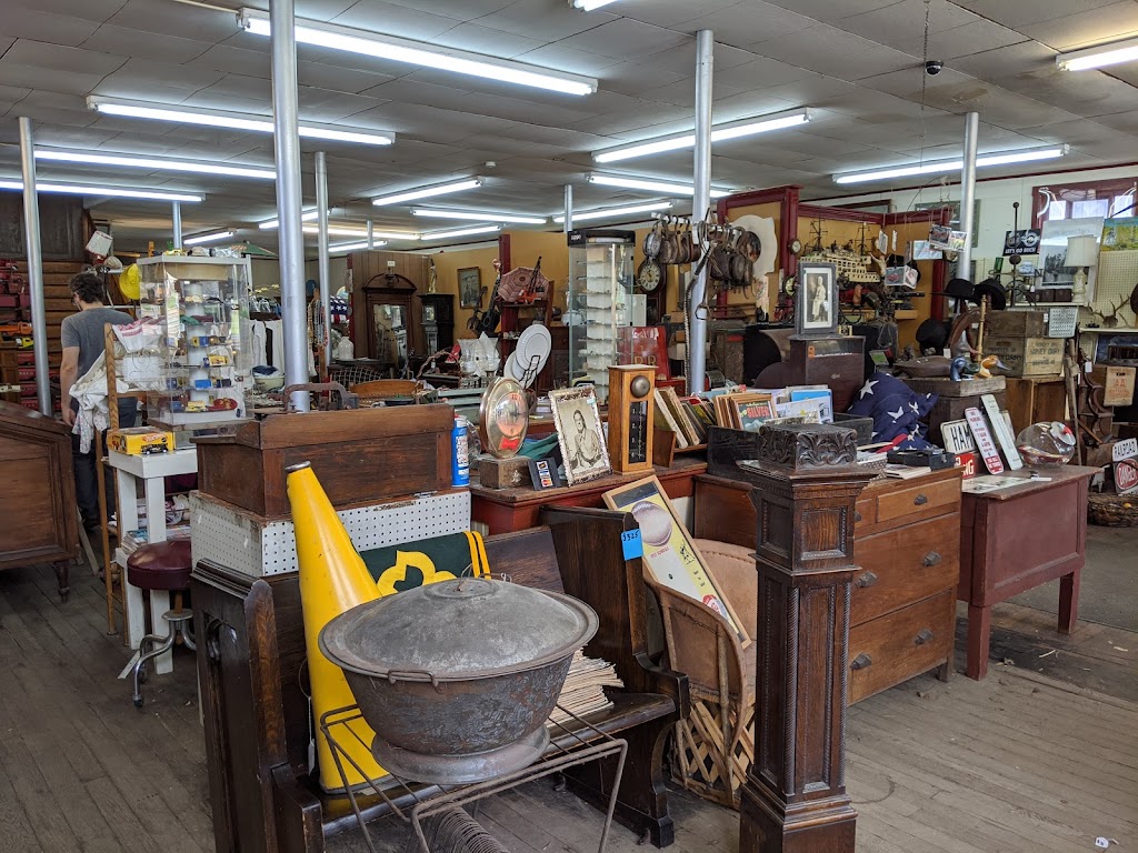 Dunns Antiques | 1278 Perry Hwy, Portersville, PA 16051, USA | Phone: (724) 316-9550