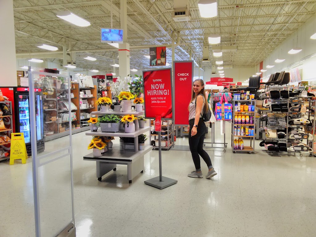 Happy Times | 9409 US-19, Port Richey, FL 34668, USA | Phone: (813) 767-6398