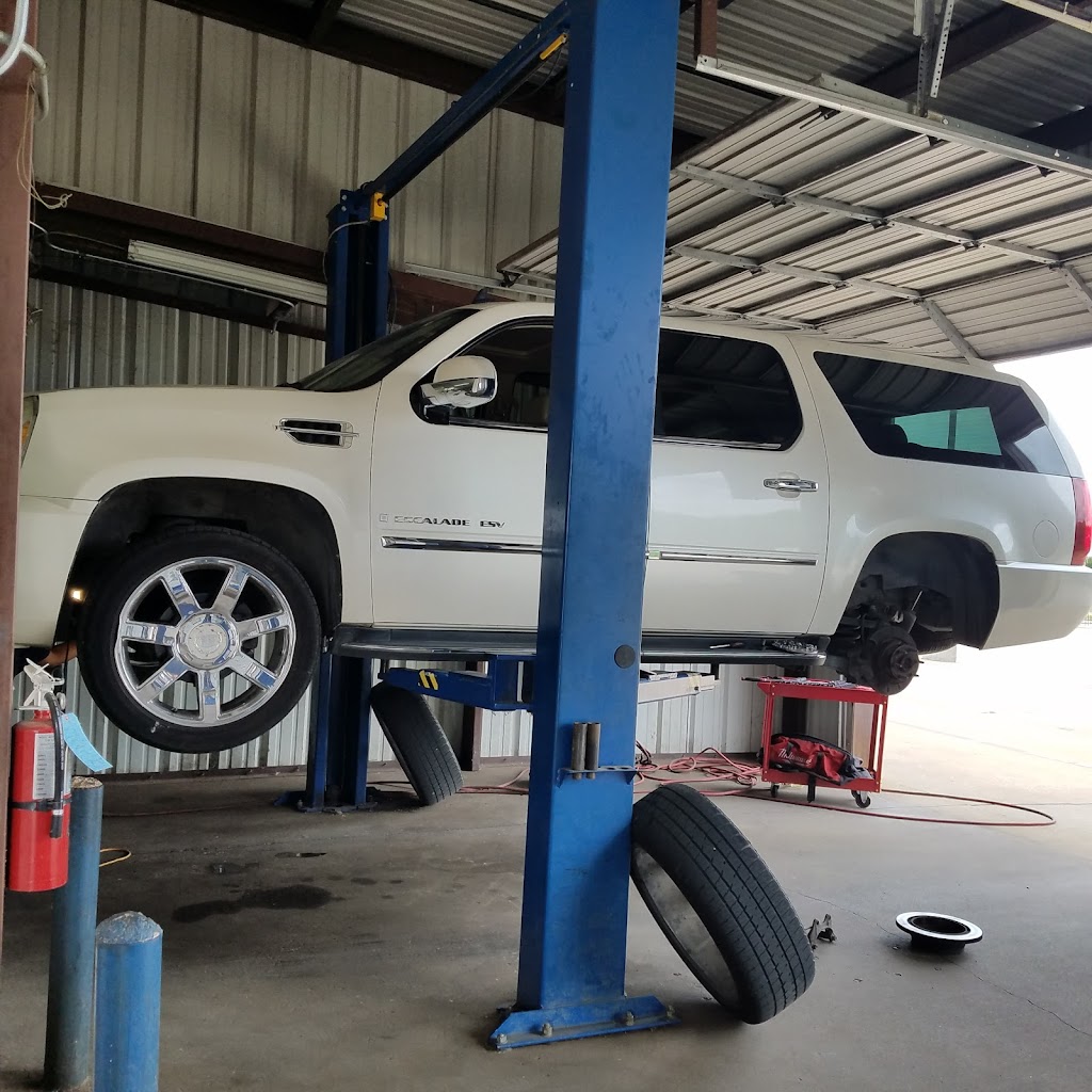 C & M Automotive | 401 E US Hwy 80, Forney, TX 75126, USA | Phone: (469) 343-3136