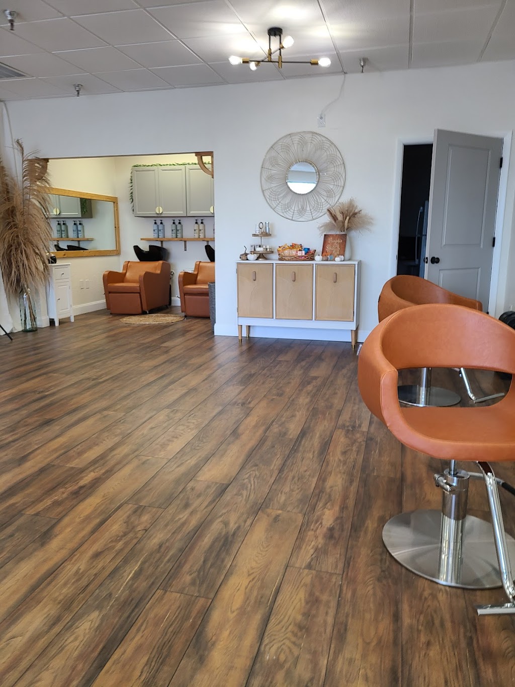 Salt Strands Salon | 5901 US-19 Suite 2, New Port Richey, FL 34652, USA | Phone: (727) 807-6080