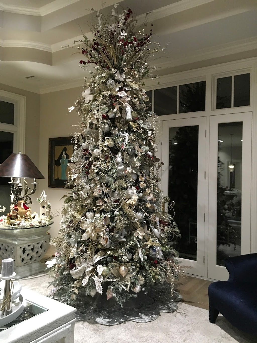 Patton’s Christmas Trees & Decorations by Yvette | 6444 E Mockingbird Ln, Dallas, TX 75214, USA | Phone: (214) 232-7587