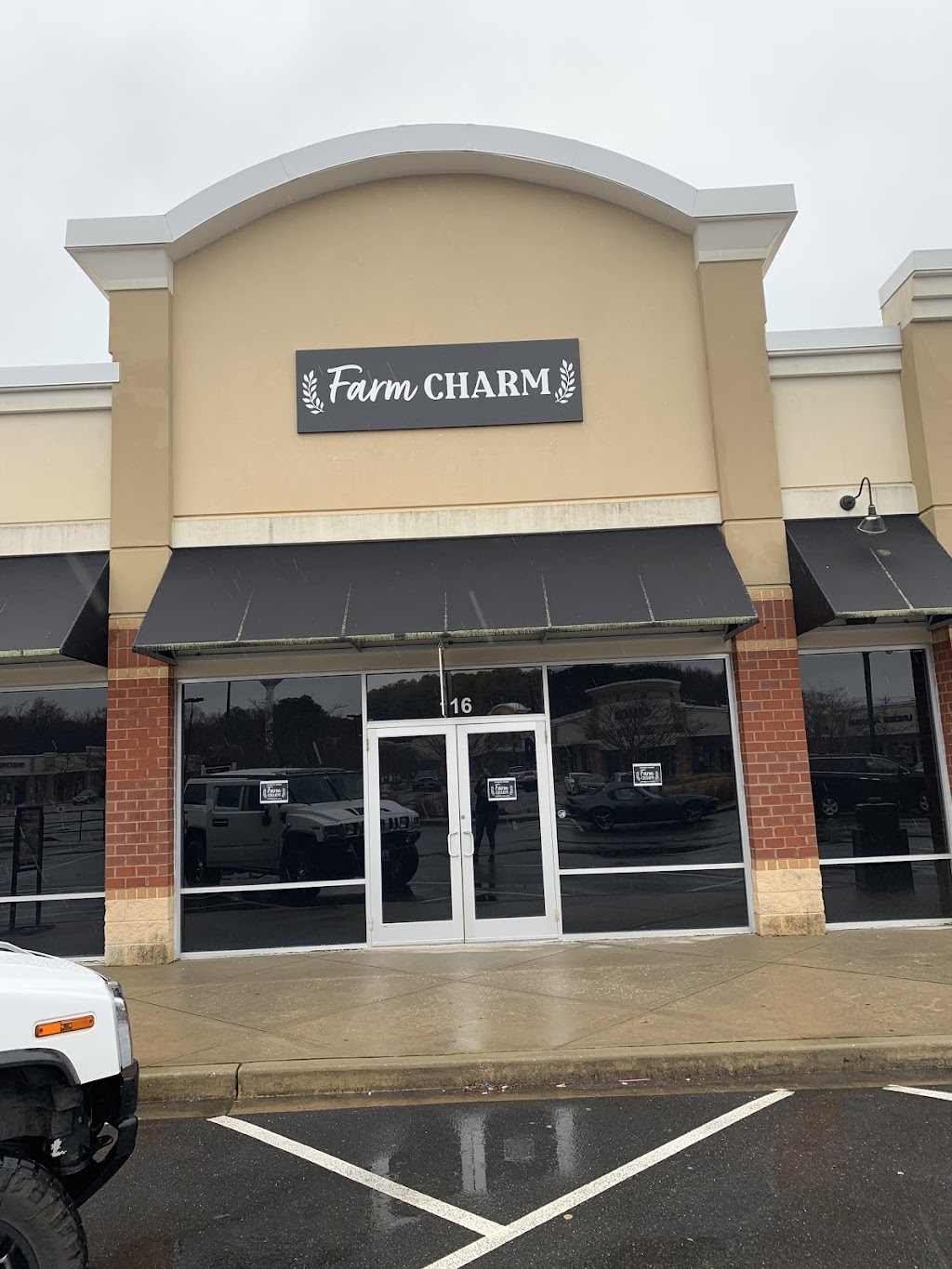 FARM CHARM/ SEIZE THE BAY/ EDEN & AVERY | 106 Outlet Center Dr, Queenstown, MD 21658, USA | Phone: (410) 443-3286