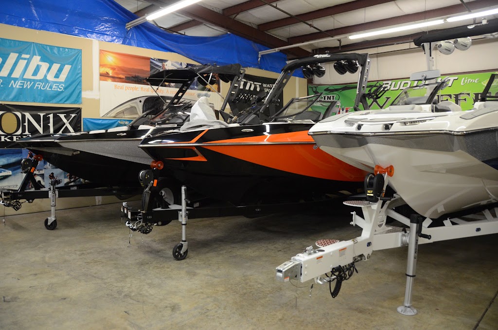 TNT Water Sports | 1089 W Main St, Hendersonville, TN 37075, USA | Phone: (615) 826-2655