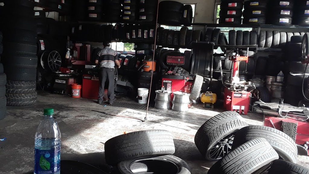 Salgado Tires #1 | 2099 Austell Rd SW, Marietta, GA 30009 | Phone: (770) 431-1399