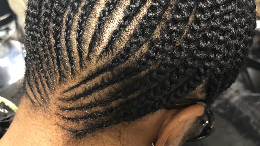 Sarahs Hair Braiding | 713 W Main St Suite 107, Hendersonville, TN 37075 | Phone: (615) 828-1554