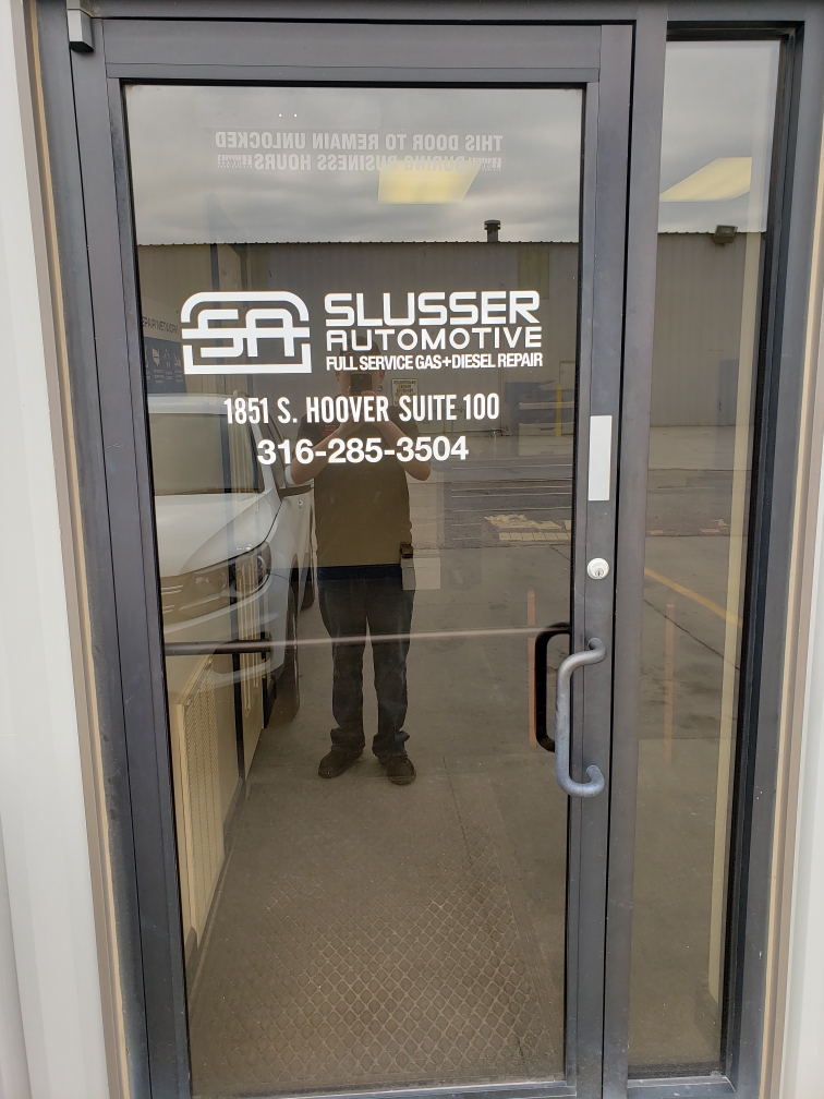 Slusser Automotive | 1611 S Hoover Rd, Wichita, KS 67209, USA | Phone: (316) 285-3504
