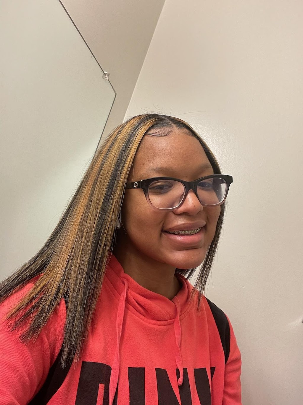 Lux Beauty Salon | 2355 S Venoy Rd, Westland, MI 48186, USA | Phone: (734) 299-0953