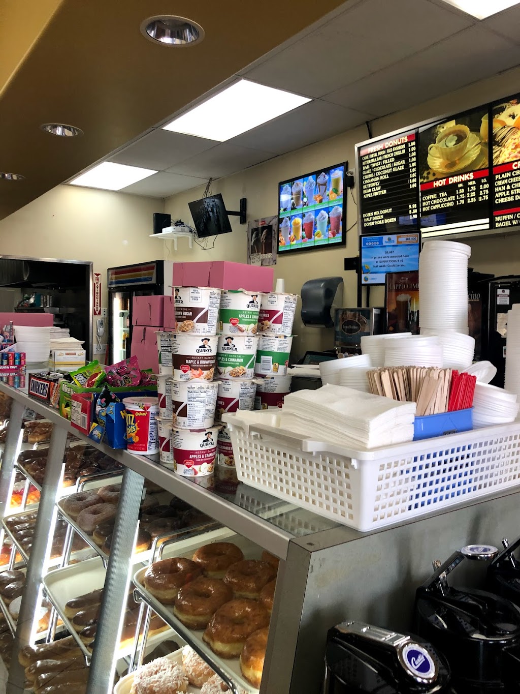 Sunny Donut Shop | 12636 Limonite Ave STE 1C, Corona, CA 92880, USA | Phone: (951) 808-1919