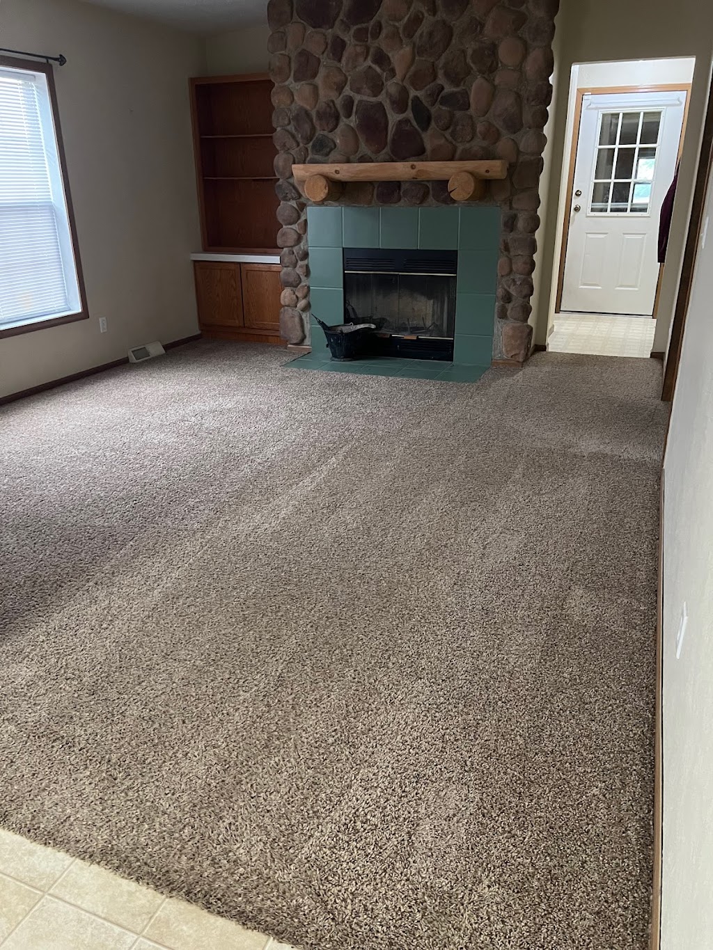 Amazing Carpet Care | 1408 Camelot Dr, Winona Lake, IN 46590, USA | Phone: (574) 376-0719