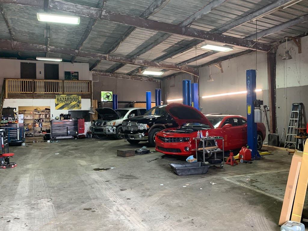 Mauricio Car Service Garage | 420 Sand Hill Rd Unit D, La Vergne, TN 37086, USA | Phone: (615) 977-4472