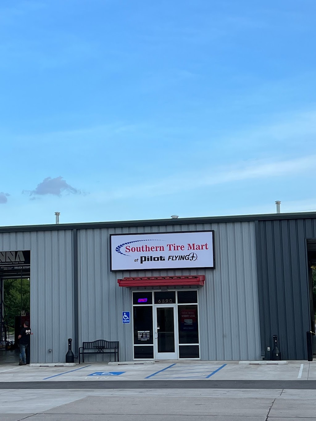 Southern Tire Mart at Pilot Flying J | 6890 Old U.S. 27, Fremont, IN 46737, USA | Phone: (260) 252-2303