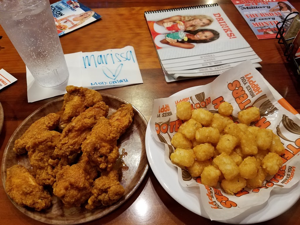 Hooters | 1495 General Booth Blvd, Virginia Beach, VA 23456, USA | Phone: (757) 428-5400