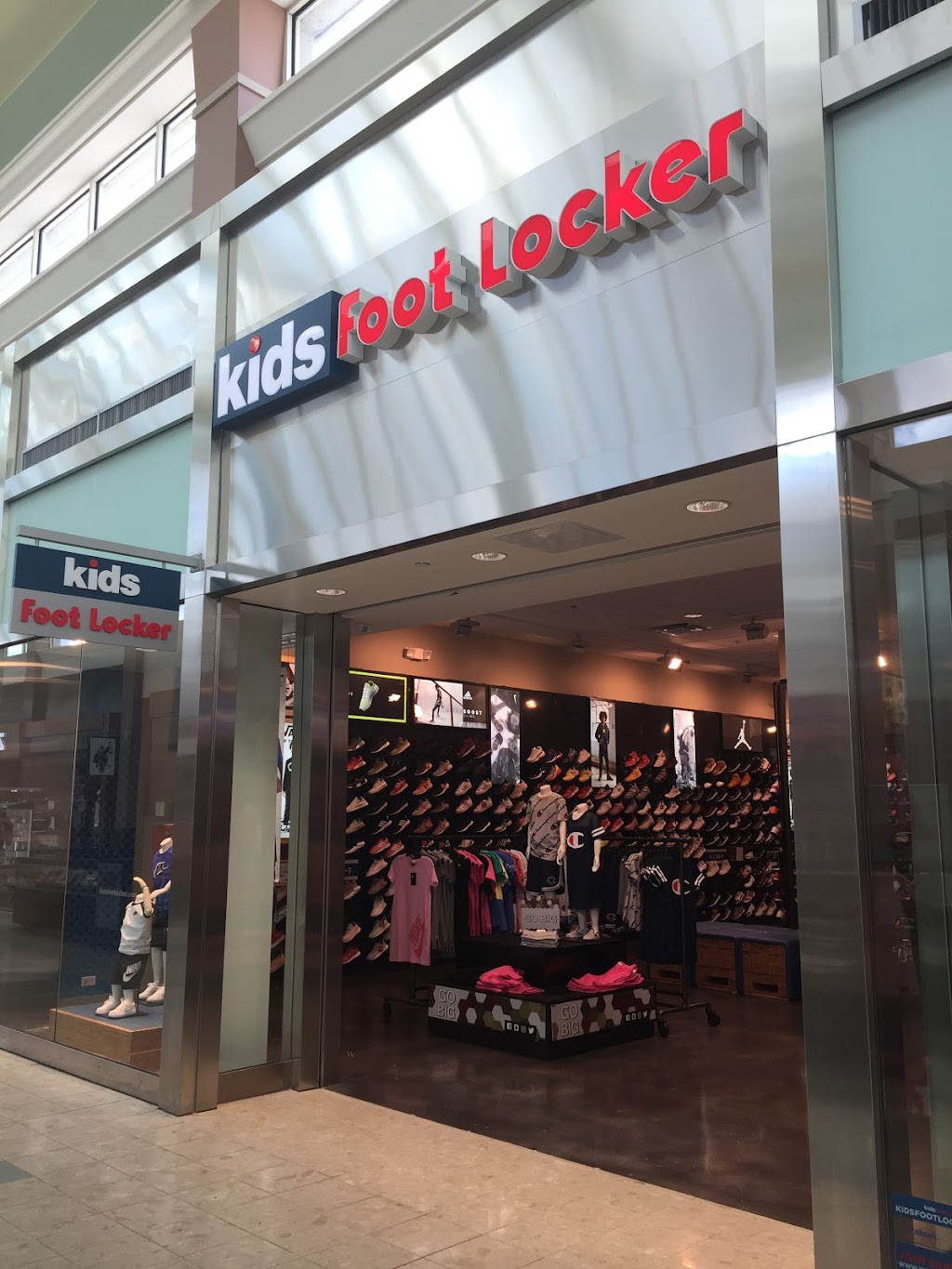 Kids Foot Locker | 11401 Pines Blvd Space 654, Pembroke Pines, FL 33026, USA | Phone: (954) 442-8440