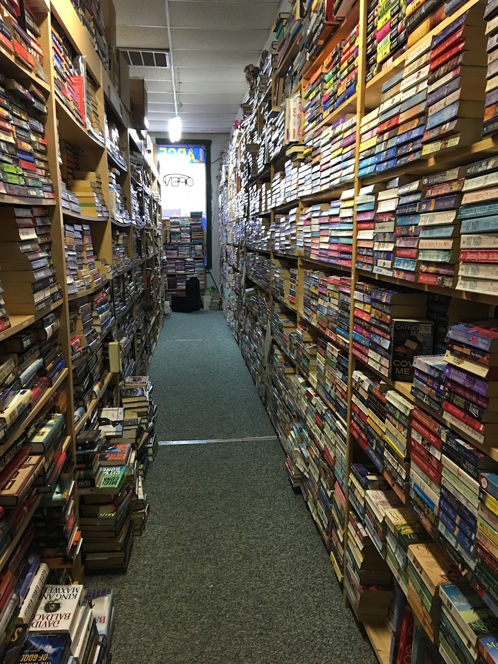 Jeannies Used Books | 3202 High St, Portsmouth, VA 23707, USA | Phone: (757) 398-3331