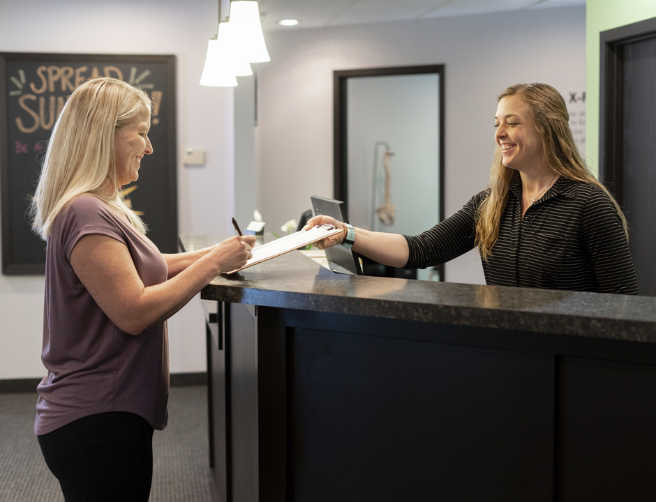 Cadence Chiropractic and Contrast Suite | 6409 City W Pkwy #105, Eden Prairie, MN 55344 | Phone: (952) 855-7656