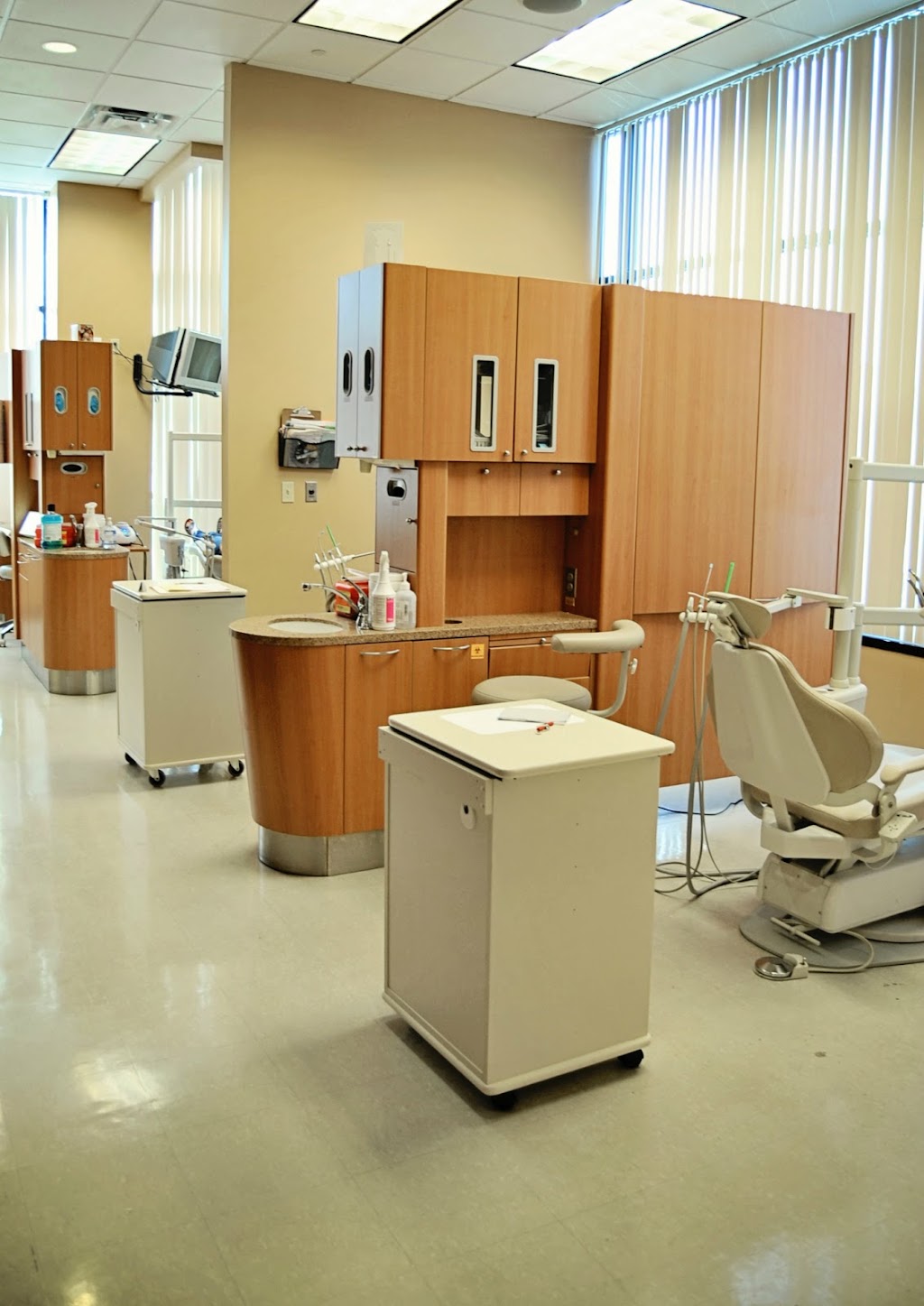 Rowan Dental Associates | 8050 Rowan Rd #100, Cranberry Twp, PA 16066, USA | Phone: (724) 778-8900