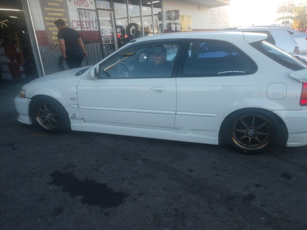 RINES rims Michoacan Auto | 3184 E Fremont St, Las Vegas, NV 89104, USA | Phone: (702) 778-6355