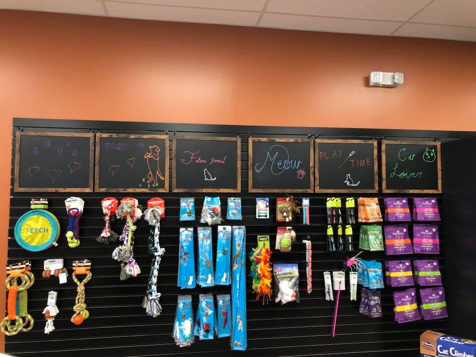 EarthWise Pet Supply & Grooming | 252 W Stonebrook Pkwy #650, Frisco, TX 75036, USA | Phone: (972) 301-8277