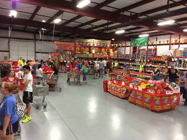 Jakes Fireworks | 3434 SE Washington Blvd, Bartlesville, OK 74006, USA | Phone: (918) 332-8610