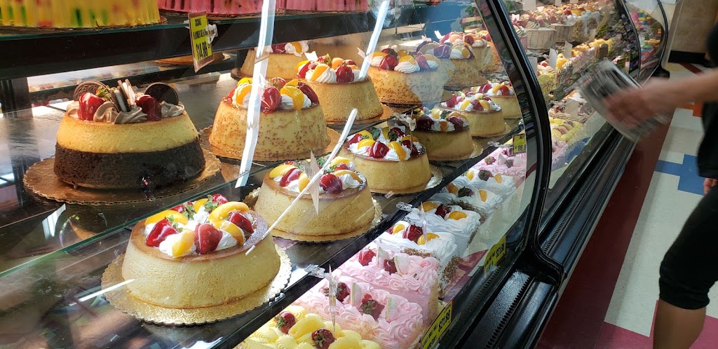 El Rancho Supermercado | 2550 Gus Thomasson Rd, Dallas, TX 75228, USA | Phone: (214) 324-4000