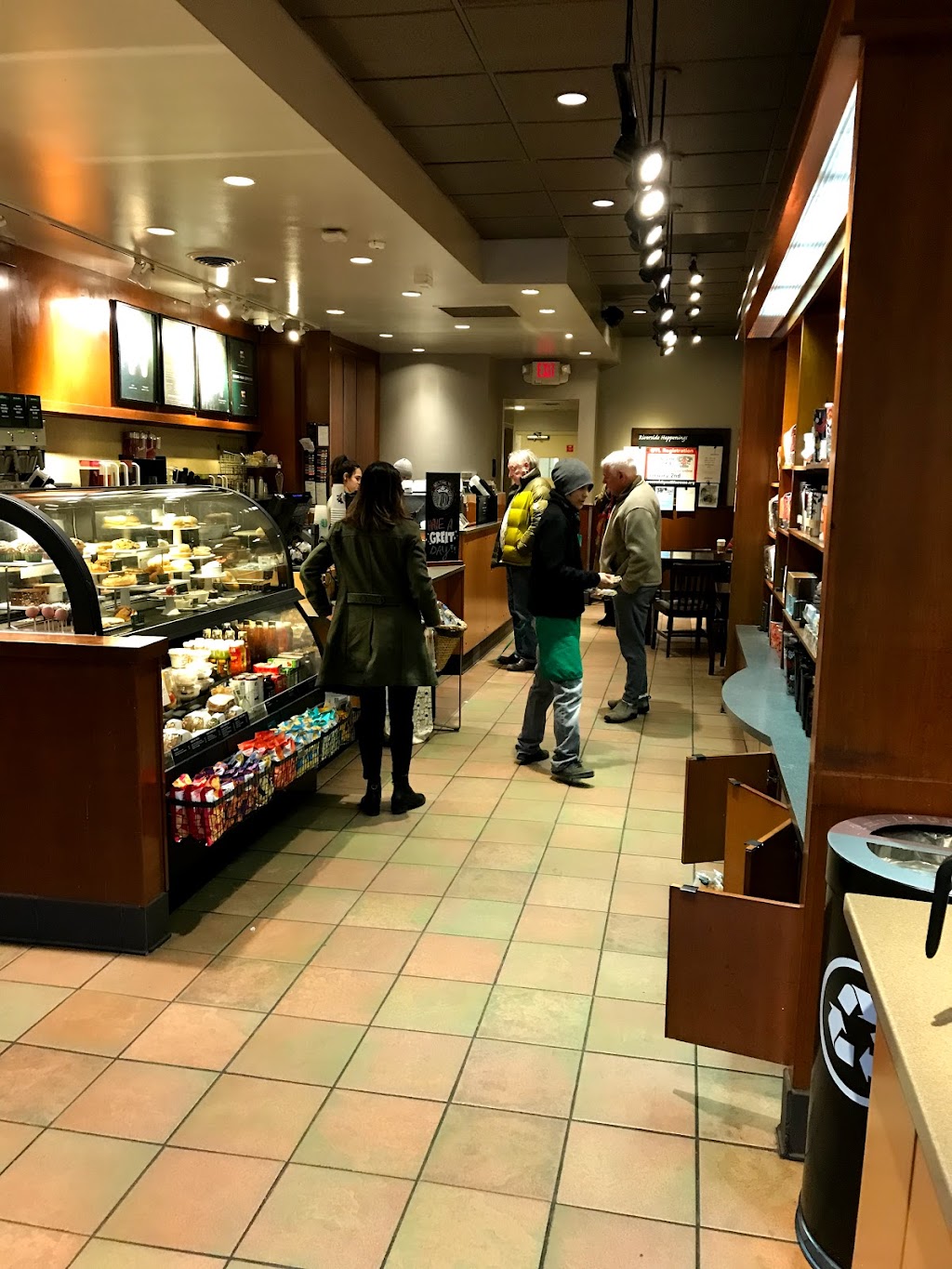 Starbucks | Thruway Shopping Center, 1253 E Putnam Ave, Riverside, CT 06878, USA | Phone: (203) 698-1306