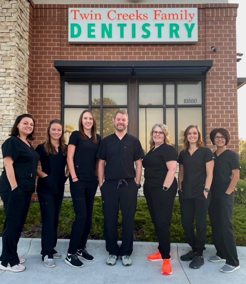 Twin Creeks Family Dentistry | 10560 N Ambassador Dr Ste 200, Kansas City, MO 64153, United States | Phone: (816) 891-8091