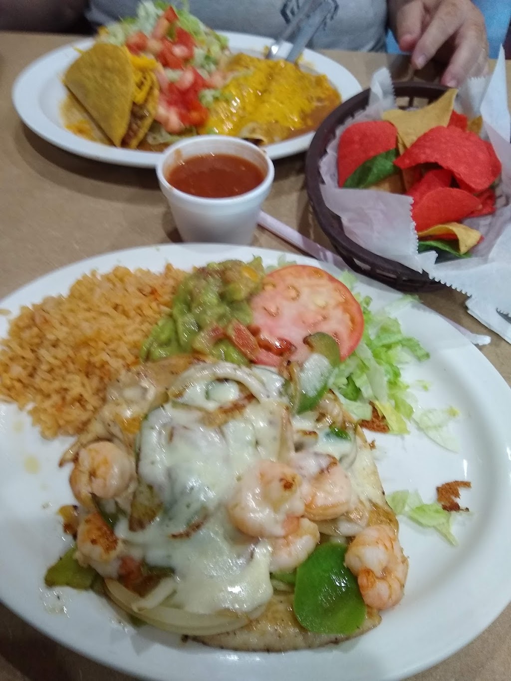 San Juan Restaurant Bar & Grill | 922 S Commercial St, Aransas Pass, TX 78336, USA | Phone: (361) 226-1011