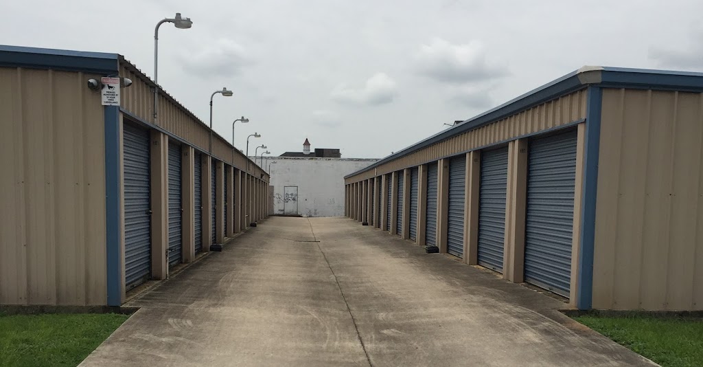 Norco Self Storage | 906 1st St, Norco, LA 70079, USA | Phone: (985) 758-5858