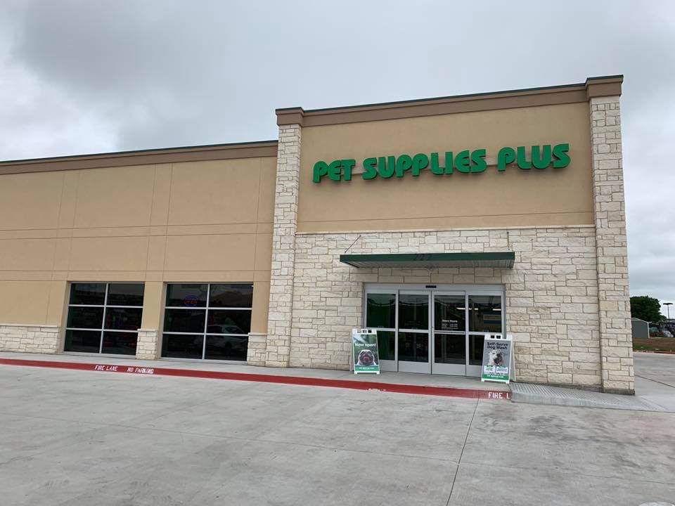 Pet Supplies Plus Weatherford | 222 I-20, Weatherford, TX 76086, USA | Phone: (817) 599-6066