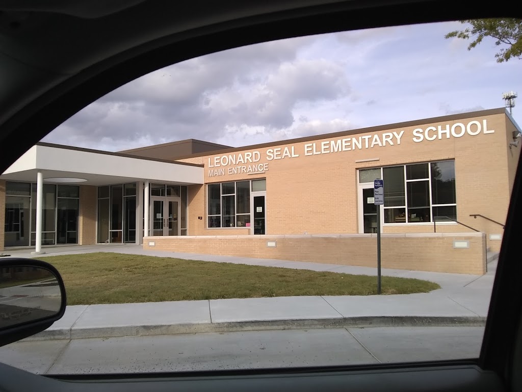 Seal Elementary School | 320 S Chestnut St, Douglass, KS 67039 | Phone: (316) 747-3350