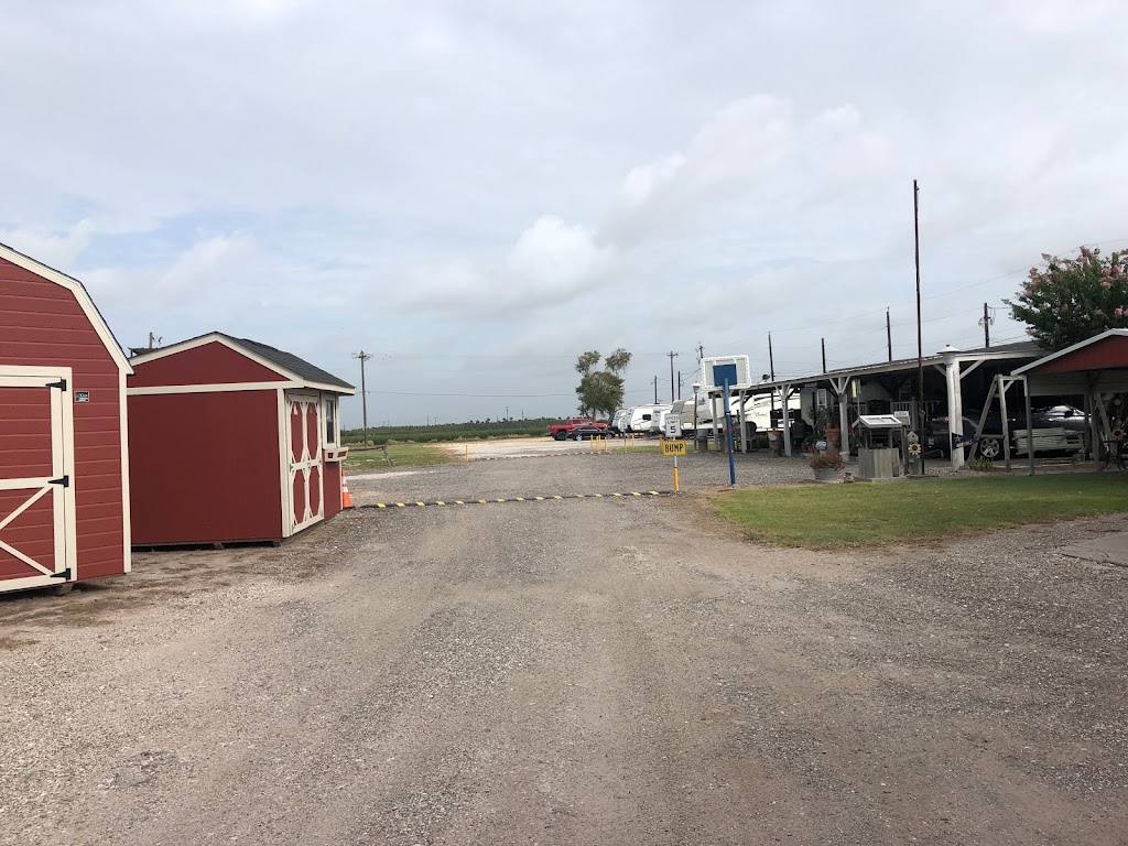 JAVLET RV/Camper park | 2169 Highway 77, business, Robstown, TX 78380, USA | Phone: (210) 643-7654