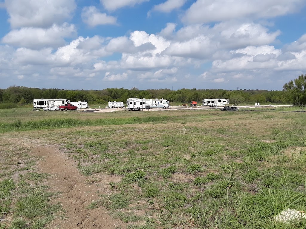 Ciscos Country Oasis RV Park Inc. | 8620 County Rd 505, Alvarado, TX 76009, USA | Phone: (512) 999-3290