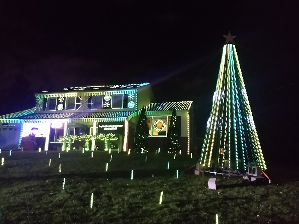 Fleetwood Lights - A Christmas Lights House Display | 32 Fleetwood Dr, Rockaway, NJ 07866, USA | Phone: (973) 664-7475