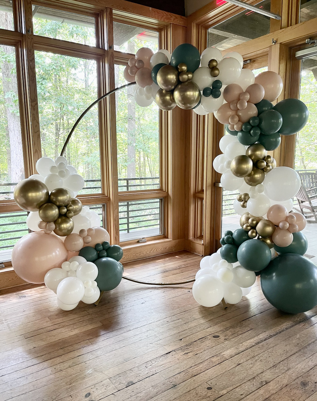 Party Balloons by Q | 3501 Huntleigh Dr, Raleigh, NC 27604, United States | Phone: (919) 899-4700