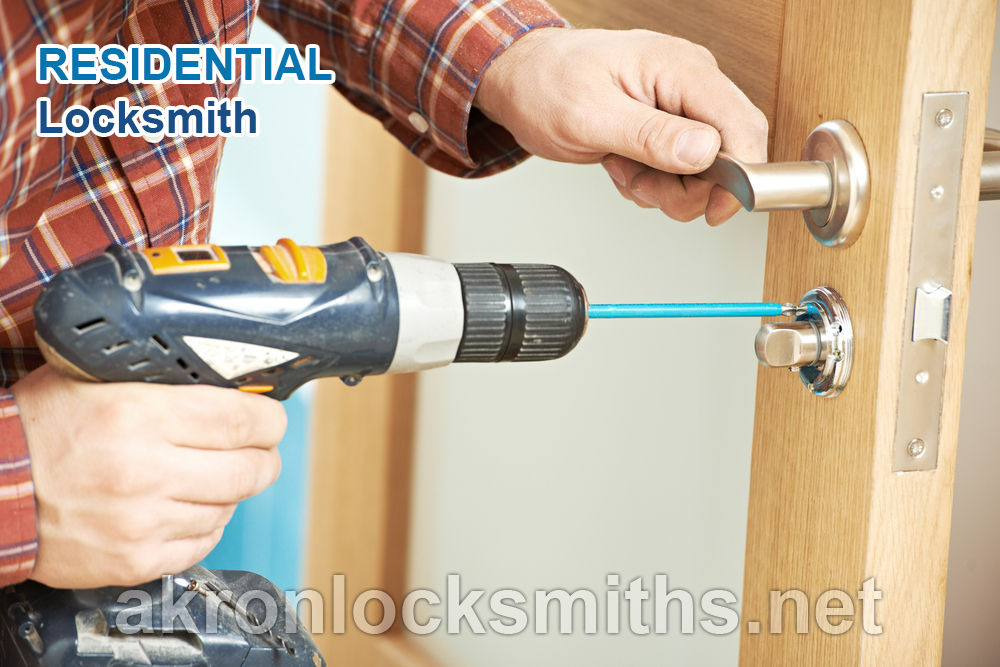 Akron locksmith Services | 1732 E Waterloo Rd #13, Akron, OH 44306, United States | Phone: (330) 863-8947