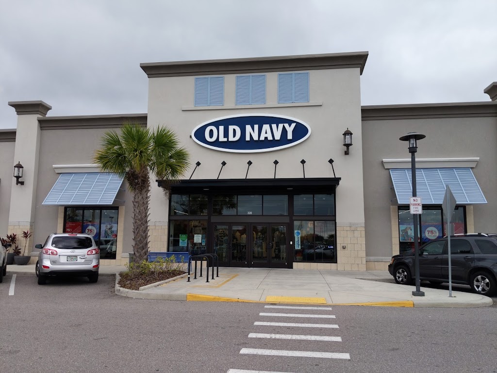 Old Navy | 919 Lakeland Park Center Dr #320, Lakeland, FL 33809, USA | Phone: (863) 225-9404