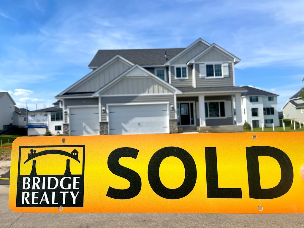 Yang Fan - Bridge Realty, LLC | 1101 E 78th St STE 300, Bloomington, MN 55420, USA | Phone: (612) 298-6057