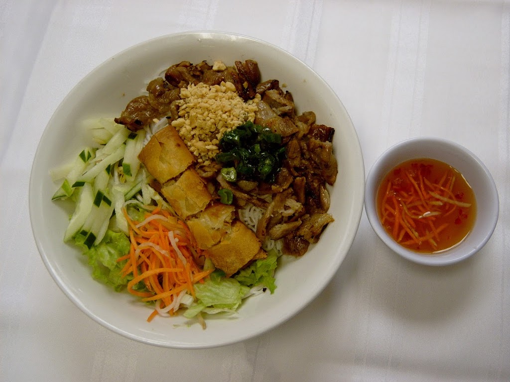 PHO NUCUOI SAIGON | 2890 Dale Blvd, Woodbridge, VA 22193, USA | Phone: (703) 583-7800