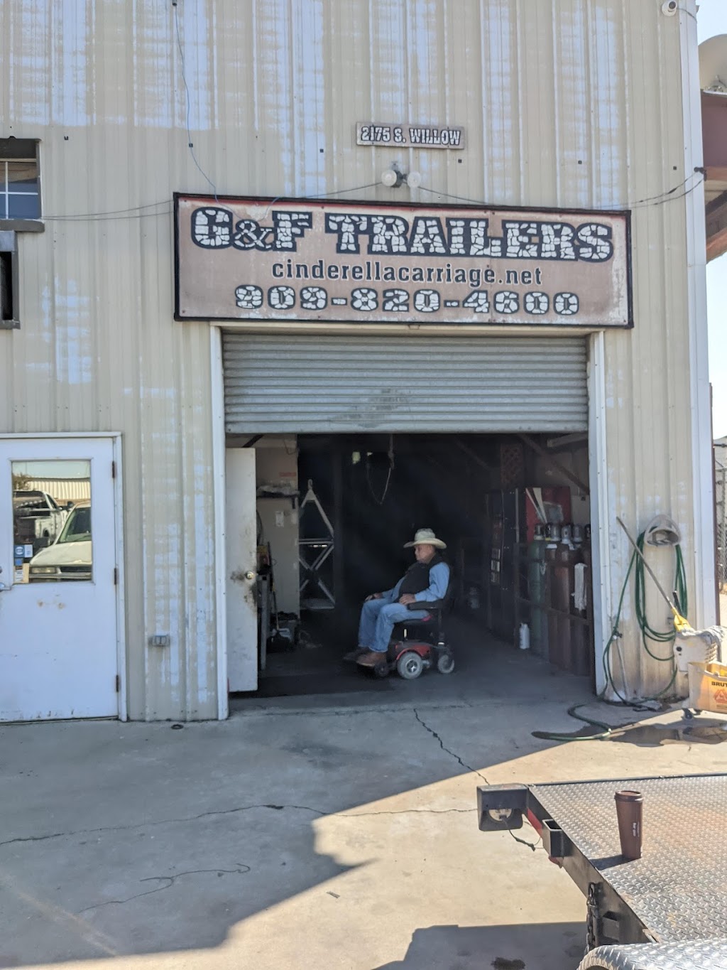 G & F Horse Trailer Repair | 2175 S Willow Ave, Bloomington, CA 92316, USA | Phone: (909) 820-4600